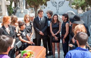 LQSA 9x01 Funeral Leo